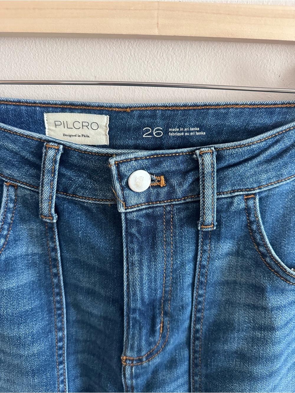 Rylan relaxed high rise Flare Jeans by Pilcro Anthropologie size 26 - Picture 7 of 14
